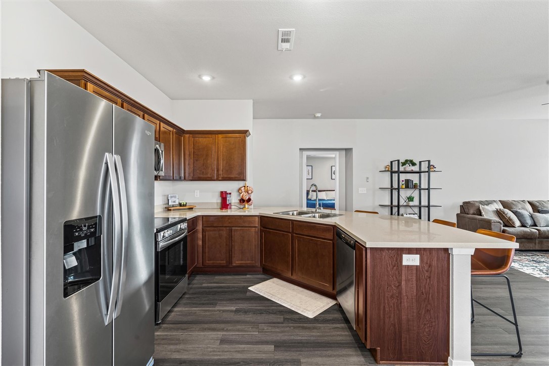 Fox Tail Phase II - Residential Lease