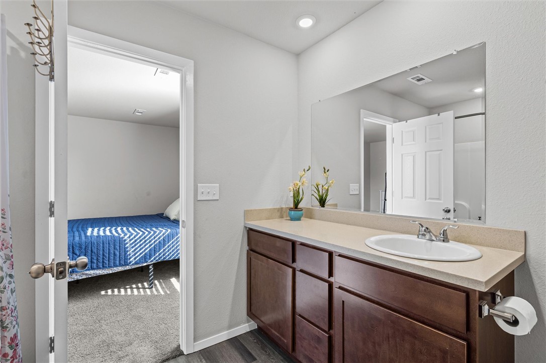 Fox Tail Phase II - Residential Lease