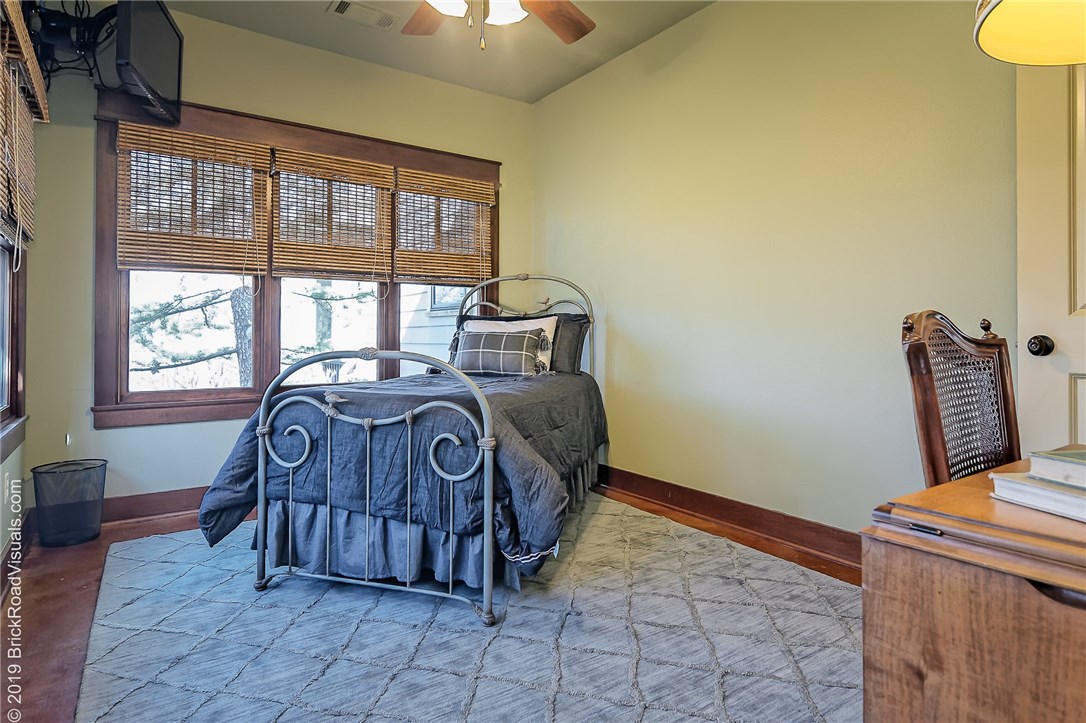 Bois D' Arc - Residential