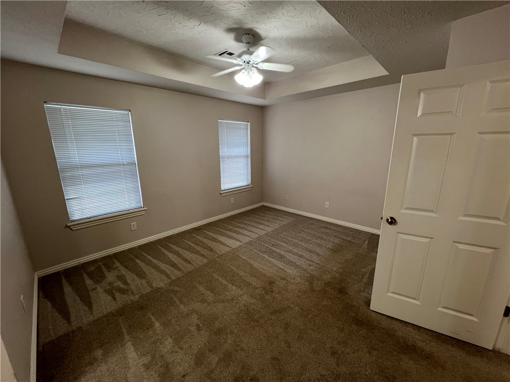Ravenwood Dev Ph 4 Siloam Spgs - Residential Lease