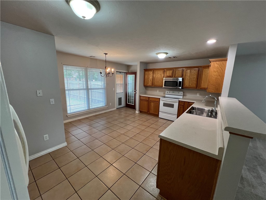 Ravenwood Dev Ph 4 Siloam Spgs - Residential Lease
