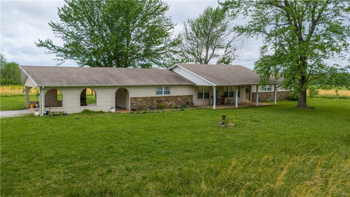 Fayetteville Outlots - Land