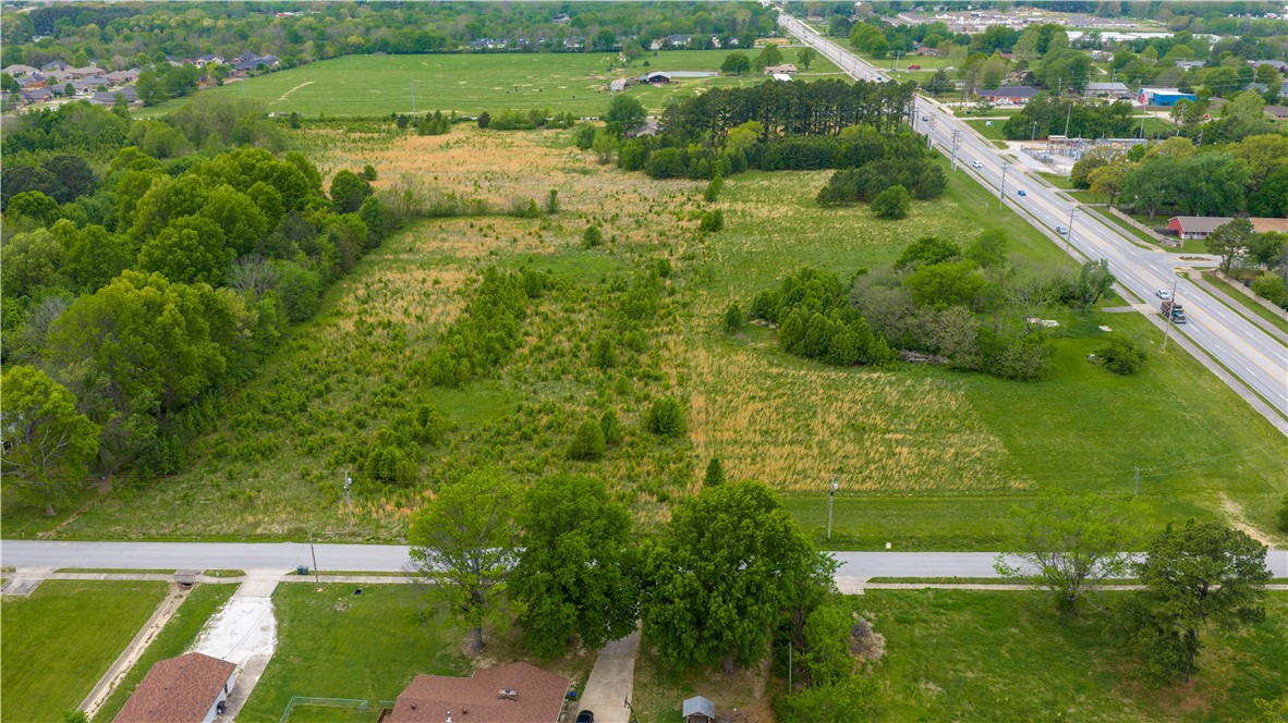 Fayetteville Outlots - Land