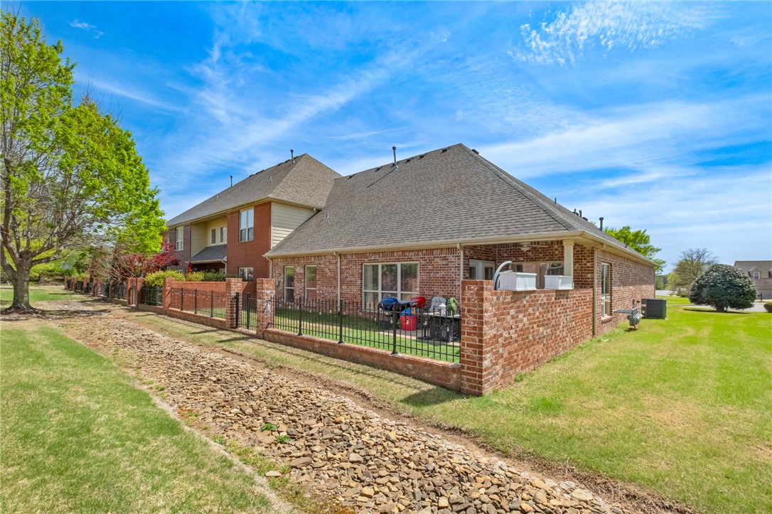 Shadow Valley - Residential