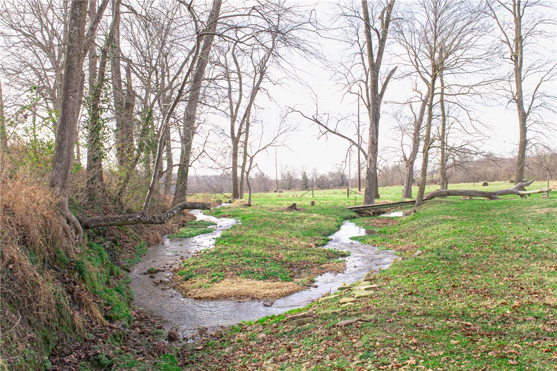 Tontitown Outlots 2000 Annex - Land