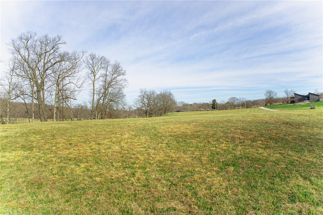 Tontitown Outlots 2000 Annex - Land