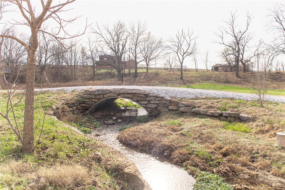 Tontitown Outlots 2000 Annex - Land