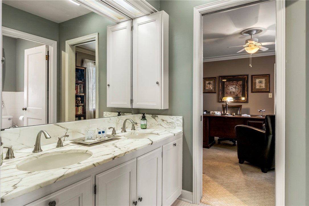 Carls Add Siloam Spgs - Residential