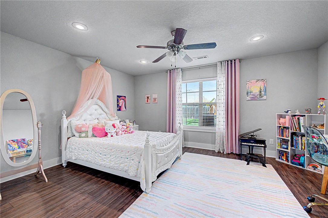 Quail Hollow Ph Ii Centerton - Residential