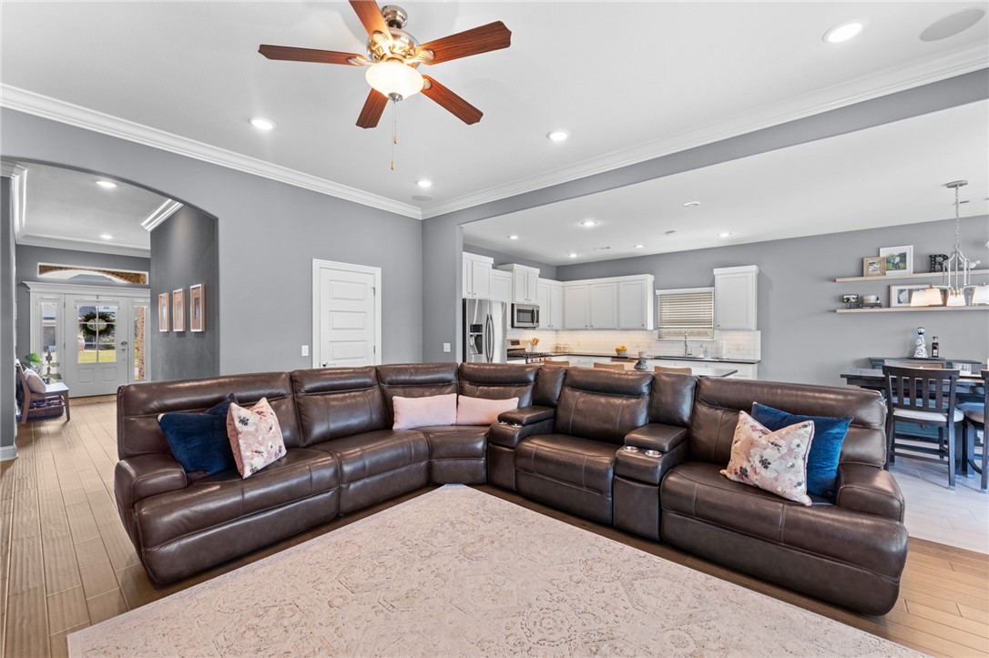 Legendary Sub Ph Ii D Springdale - Residential