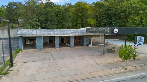 Photo of 306 N Main Street, Harrison, AR 72601 (MLS # 1344422)