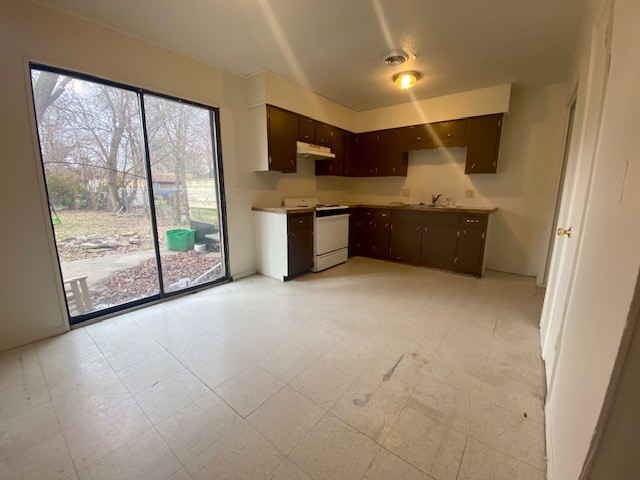 WEST EMMA GARDENS ADD II - Residential Lease