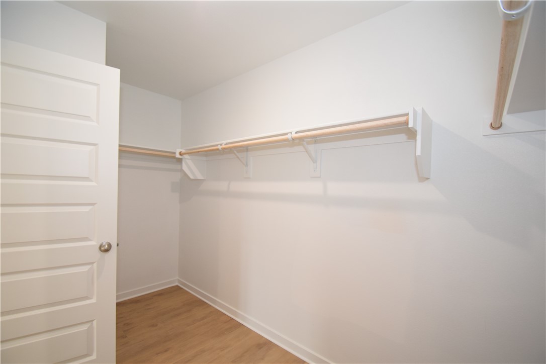 Wagon Wheel Crossing - Residential Lease