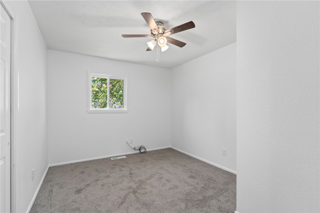 E N Coons Sub Rurban - Residential