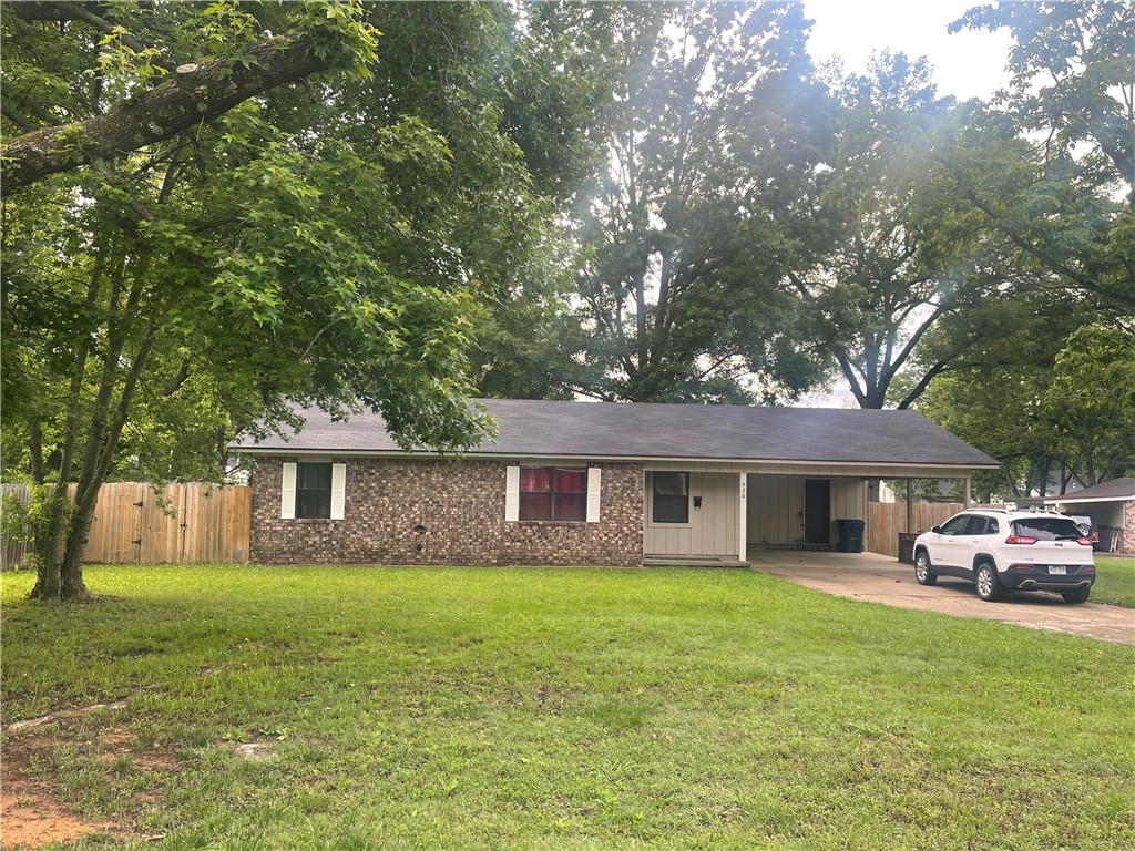 EXCELLENT, QUIET LOCATION, CHARM, & AFFORDABILITY! Beautiful brick commands the quiet cul de sac- within walking distance to the university and downtown. NEW ROOF, NEW WOODEN PRIVACY FENCE, plus an impressive floor plan. The kitchen offers a newer gas range for the cuisine maker of the household. Newer light fixtures/fans, remodeled bathroom, "easy to maintain" flooring. This is an exceptional opportunity! Lovely lawn offers mature shade trees, and the back yard is encompassed by a new, wooden privacy fence. Covered patio is perfect for relaxing! MORE PHOTOS SOON! Full 24 hours to show. DO NOT LET THE CAT OUT PLEASE.
