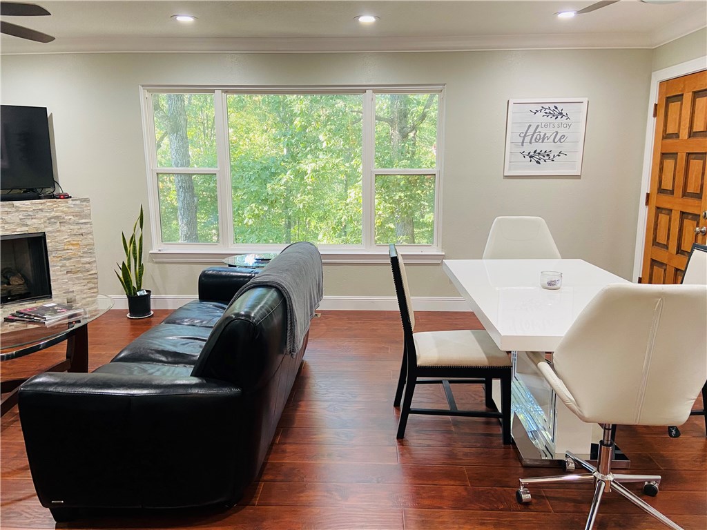 Hampstead Sub Bvv - Residential Lease