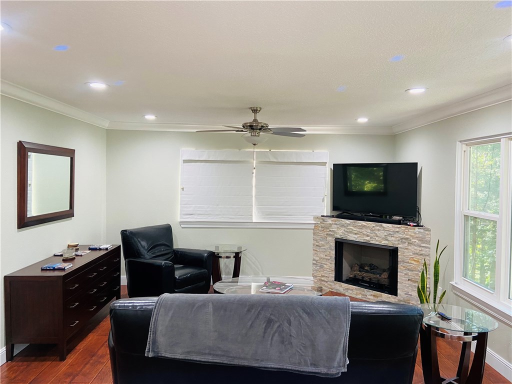 Hampstead Sub Bvv - Residential Lease