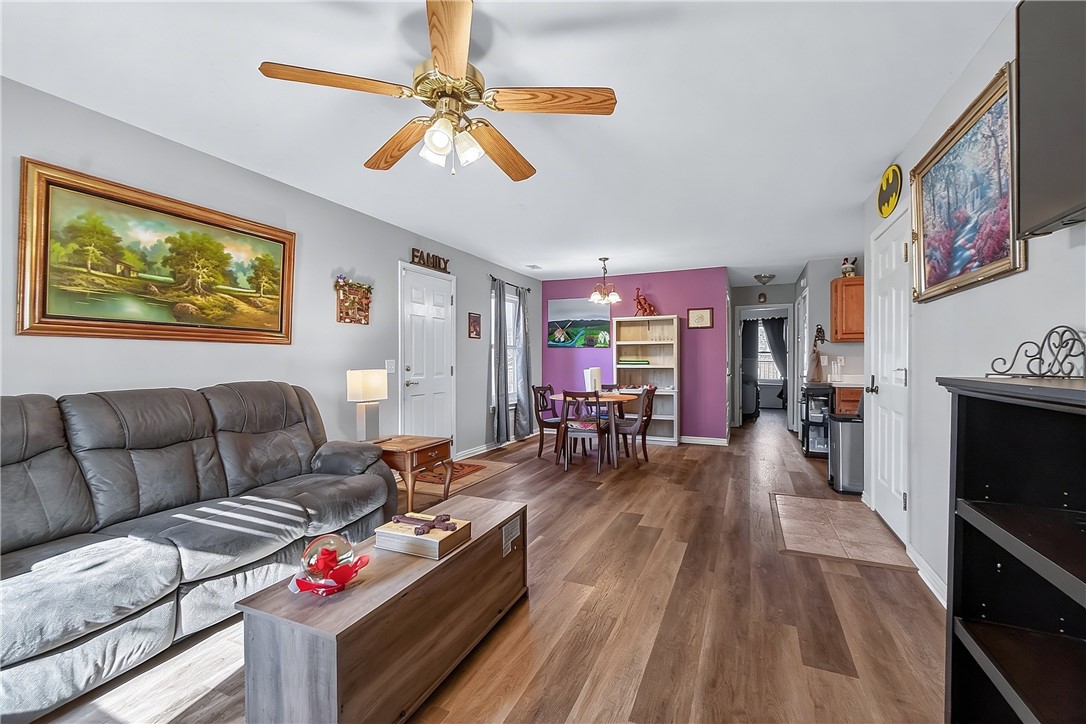 Victoria Place Rogers - Residential