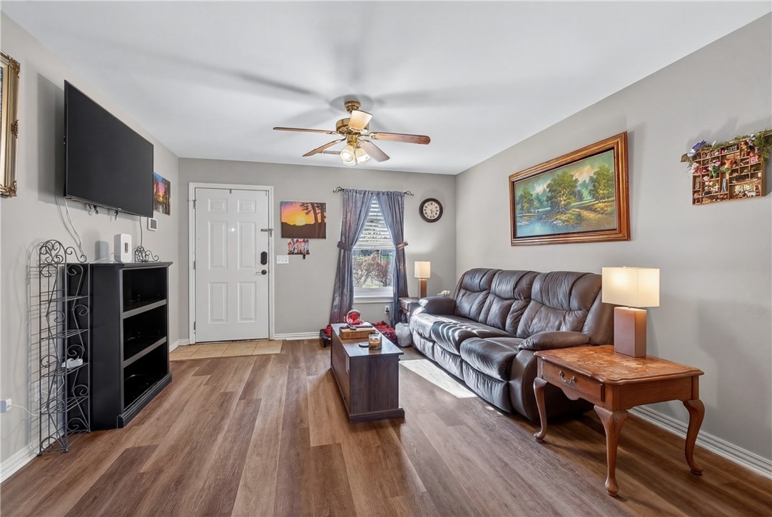 Victoria Place Rogers - Residential