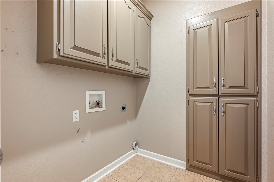 Weston Hills Ph II Cave Spgs - Residential