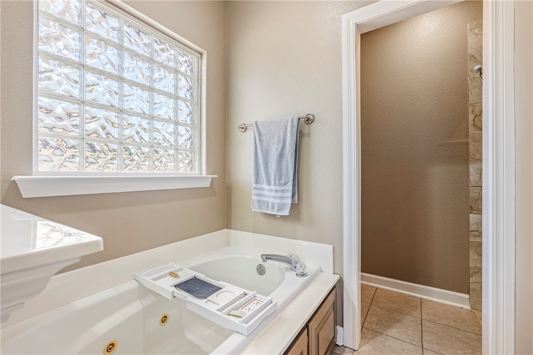 Weston Hills Ph II Cave Spgs - Residential