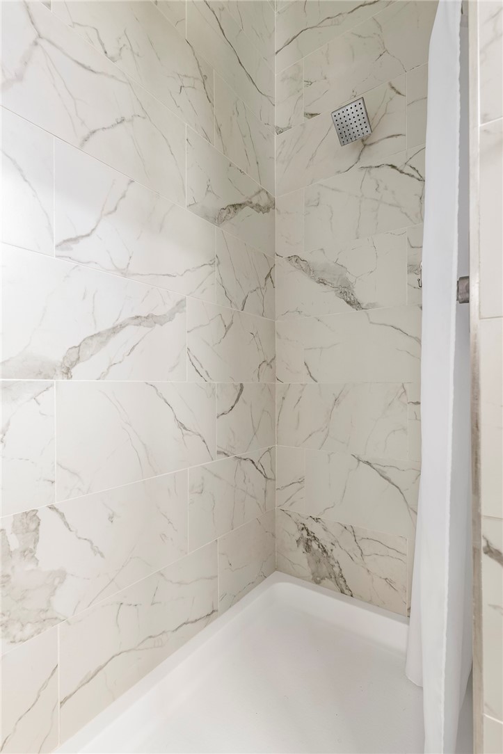 Pond Mtn Country Estate 1st Add Rurban - Residential