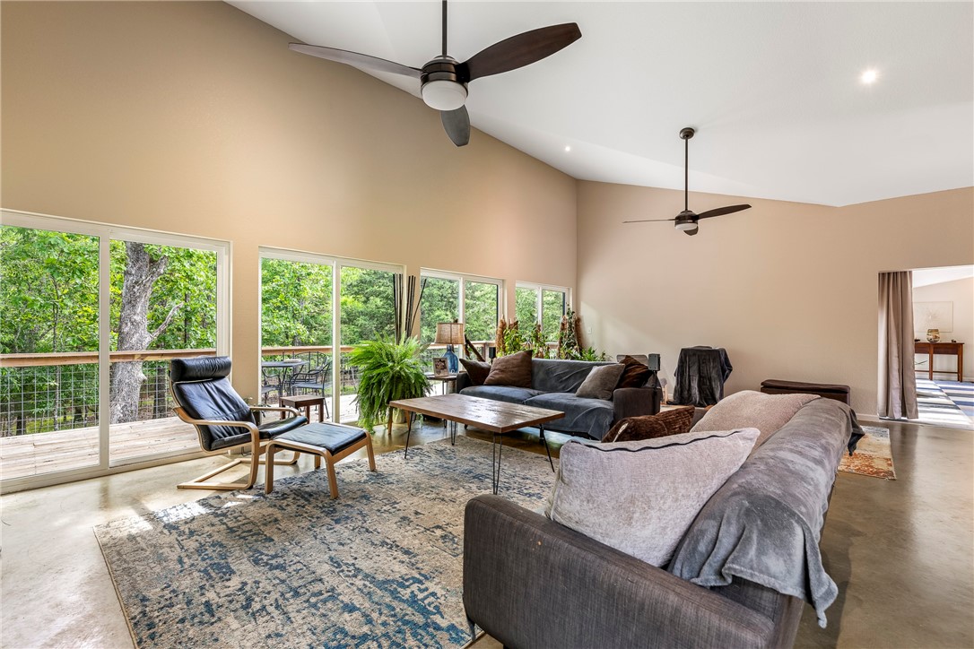 Pond Mtn Country Estate 1st Add Rurban - Residential