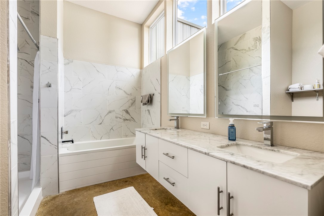 Pond Mtn Country Estate 1st Add Rurban - Residential