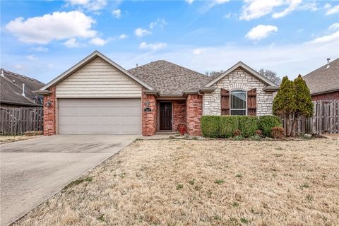 Photo of 3037 N Azure Avenue, Fayetteville, AR 72704 (MLS # 1338436)