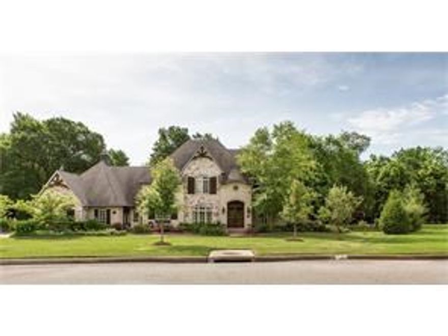 Over the top quality in exclusive gated Bordeaux Village. Gourmet kitchen includes Thermador 6burner+griddle cooktop & dbl oven, ice maker, warming drawer, 4 cm granite counters. Amazing 2100 btl temp/humidity controlled wine room w/ mahogany rack system.,Add'l 1000 btl temp controlled storage. Brazilian hardwood & Travertine flooring; media room w/84" screen, in-wall speakers & kitchenette. Luther Stem heated salt water pool & spa surrounded by impeccable landscaping. Too much to list. See attachment.