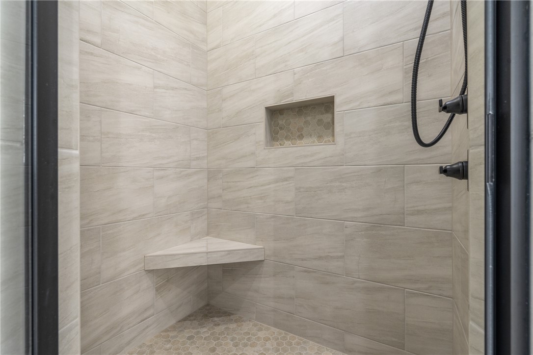 SEVERN LANDING @ HURRICANE LAKE PH 2 - Residential