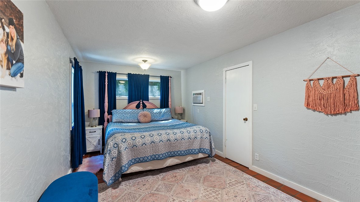 Oak Knoll Second Sub Rurban - Residential