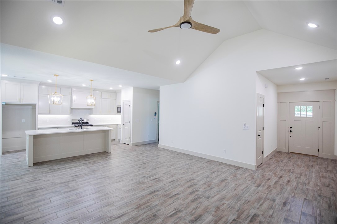 LANCASHIRE SUB-BVV - Residential Lease