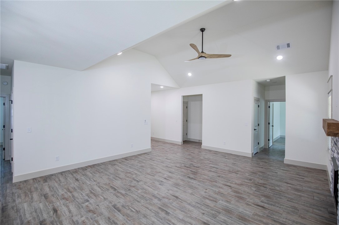 LANCASHIRE SUB-BVV - Residential Lease