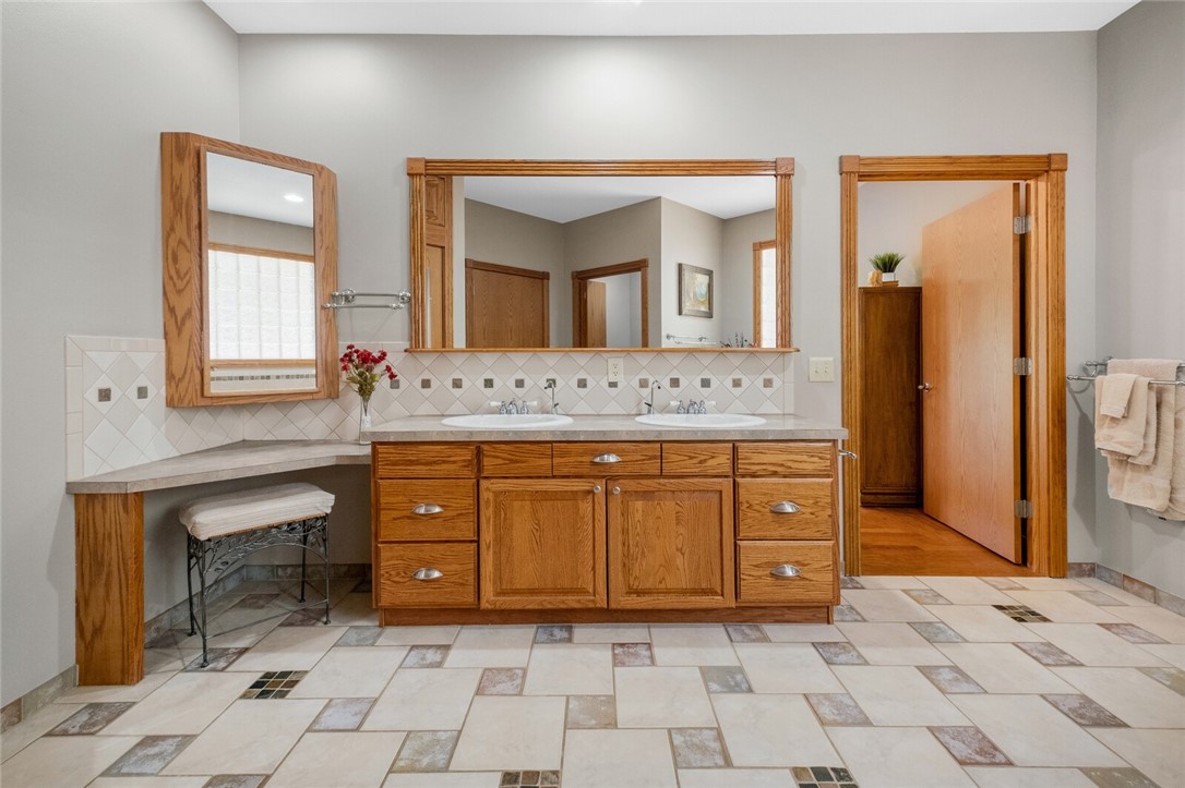 36-20-29-RURAL - Residential