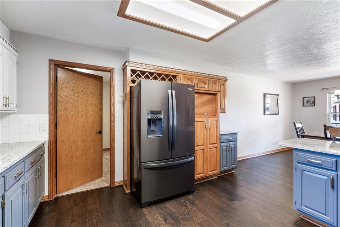 Unit 9 Holiday Island - Residential