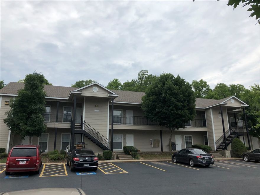 One bedroom apartment located in Candlelight Place Apartments in Fayetteville! Easy access to I49 and U of A campus. Unit includes all kitchen appliances, washer, and dryer. Water and trash paid! Extra storage closet. We process applications as we receive and once an application is approved, we reach out for deposit. Deposit secures the unit not the application. Please be aware of scams. Our application process is to be paid online through a secure portal, and we do not accept cash, CashApp, Venmo, and/or PayPal. Showings through appointments only. Pictures of like unit - same layout, finishes may vary