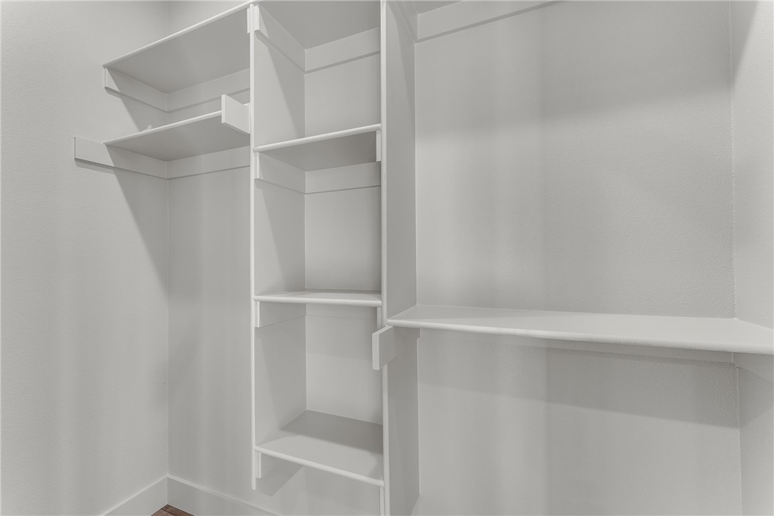 Marionet Sub Bvv - Residential