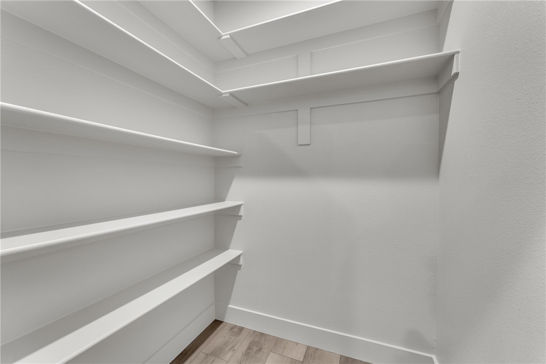 Marionet Sub Bvv - Residential