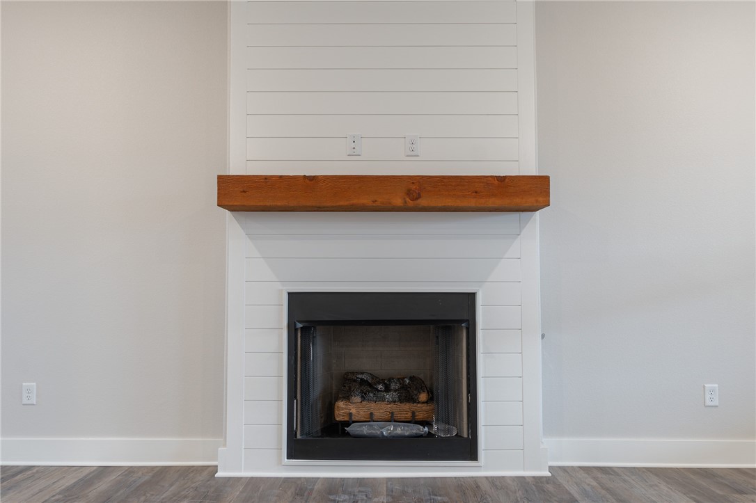 Bethel Elm - Residential