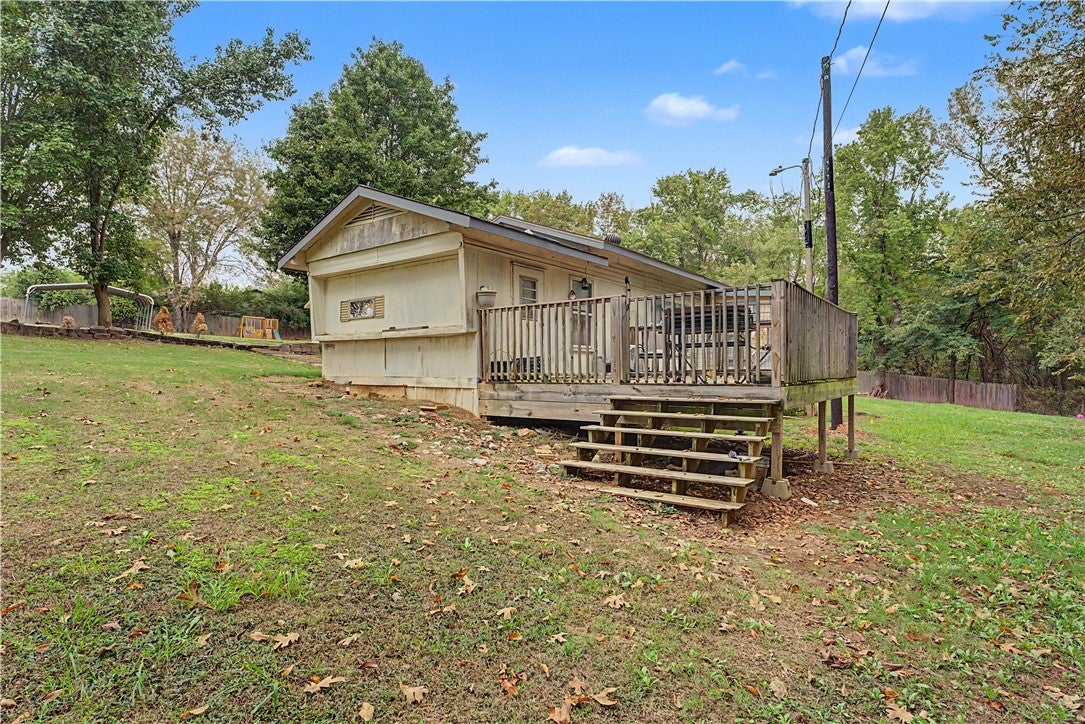 Northwest Arkansas Real Estate | Uptown Real Estate 1546 Liberty Avenue