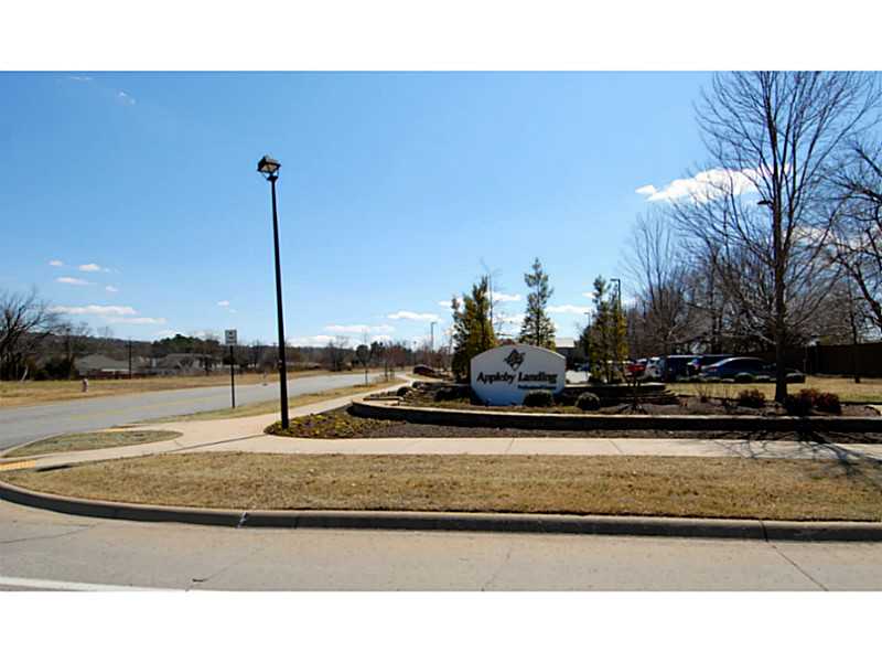 High traffic location ideal for medical offices, adjacent to Washington Regional Medical Center and North Hills Medical Park.