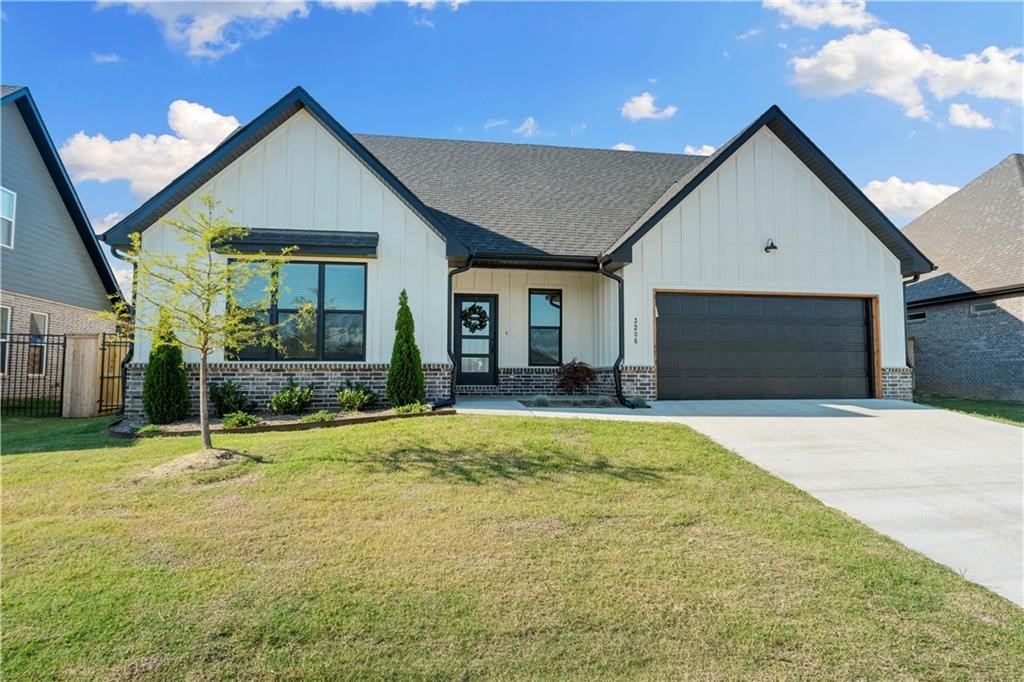 Prime Location in NWA. Welcome to this amazing executive home in Woodlands Crossing neighborhood. This 4 bed, 3 bath homes provides excellent features upgraded 3 cm quartz counters, epoxy garage floor, a designer-brick fire place, and so on! This home provides comfort in addition to convenience with highlights of a dresser in the primary closet, custom cabinets with soft close hinges, stainless steel appliances, and more! Blinds, full wood fence, sprinkler system & professionally landscaped yards. Zoned for Willowbrook elementary, Brightfield Middle School, Fulbright Junior High and BHS, per Bentonville Schools website, Community Center, XNA airport, hospitals, corporate offices, retail, and restaurants. Background check, credit check, and renters insurance are required.