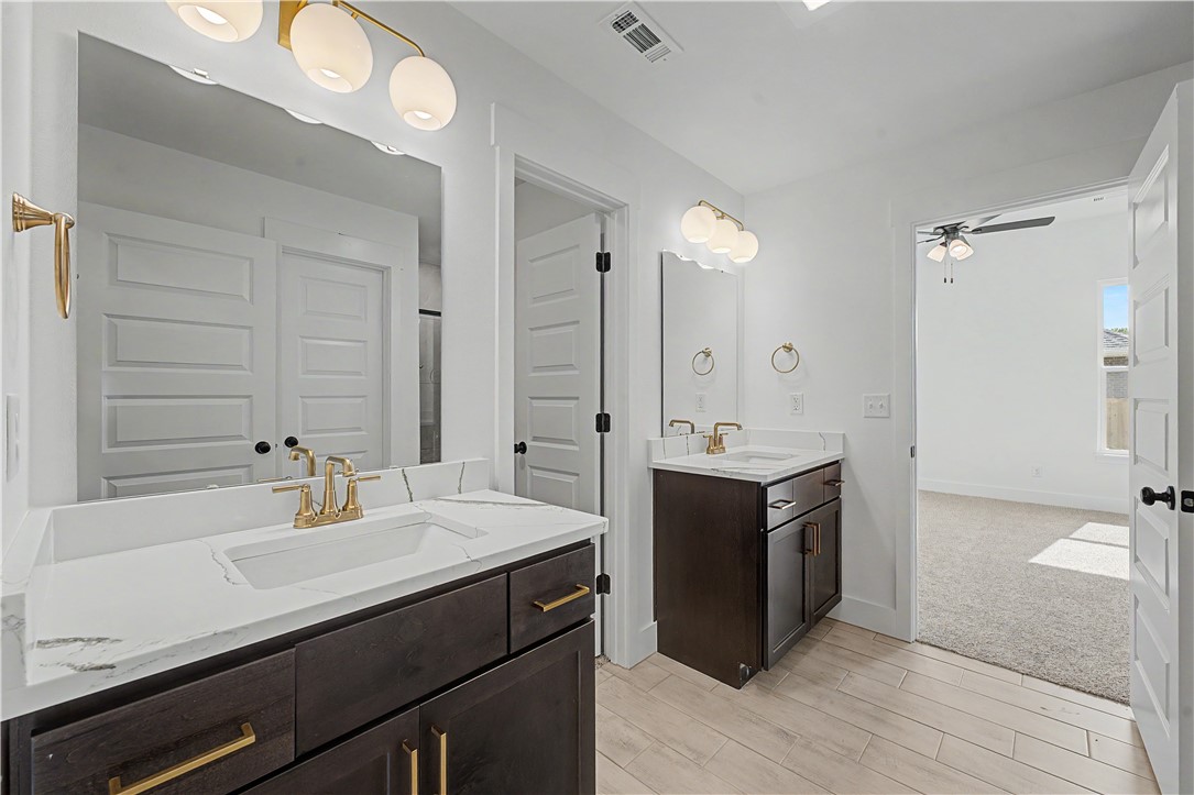 Woodcrest Walk - Residential