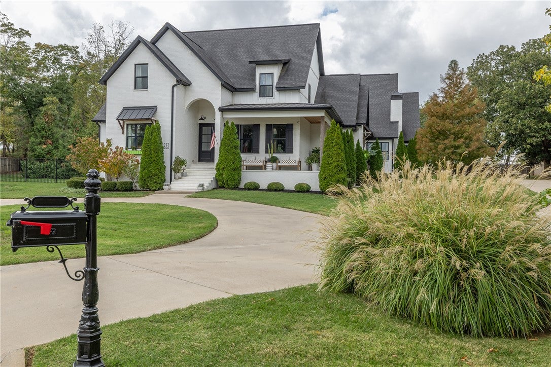 5833 Kentucky Court