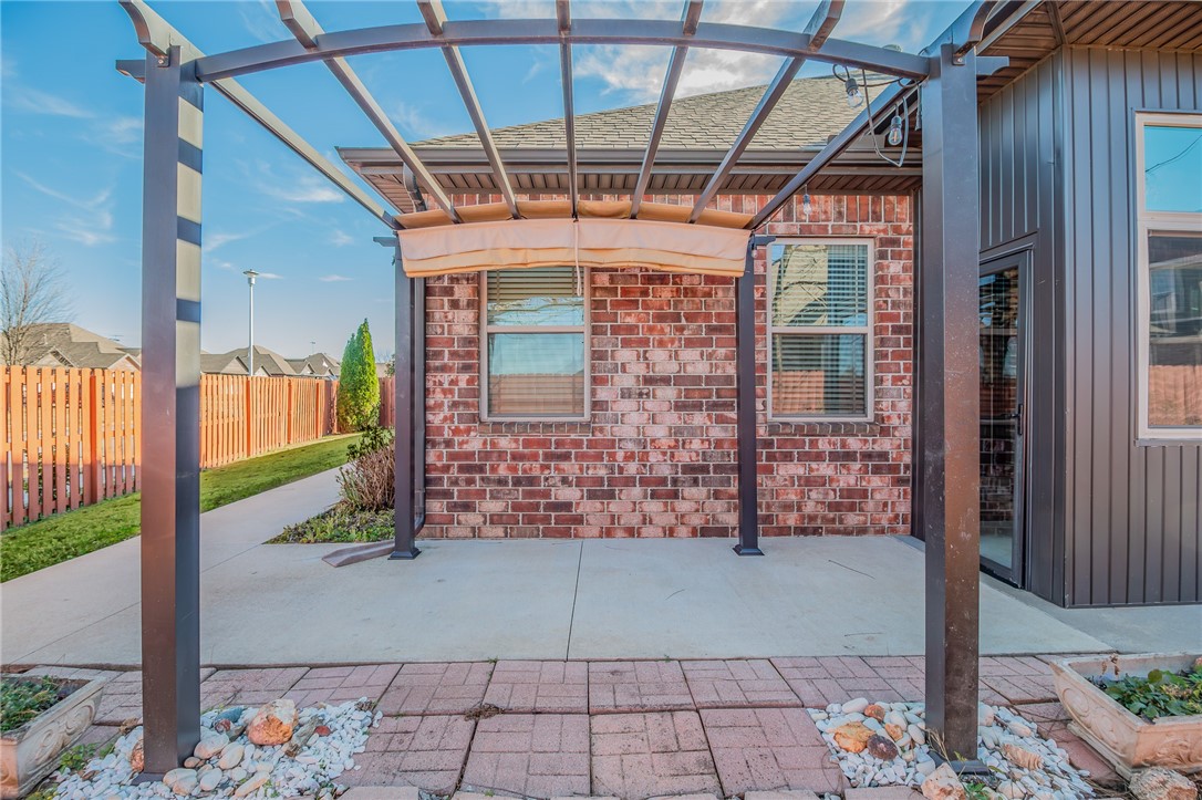 IVEYS PH 1 - Residential