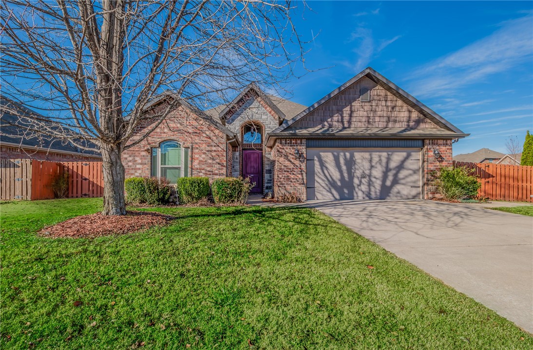 IVEYS PH 1 - Residential