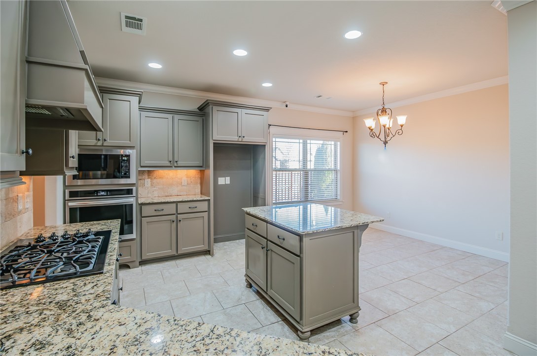 IVEYS PH 1 - Residential