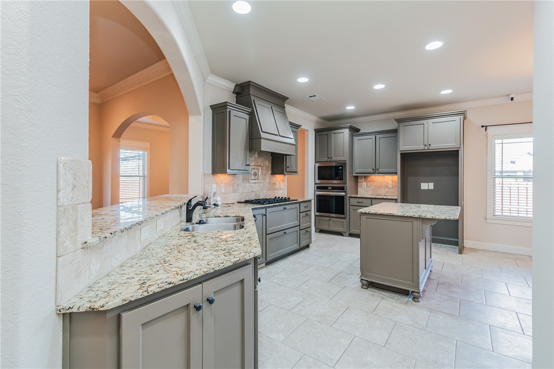 IVEYS PH 1 - Residential