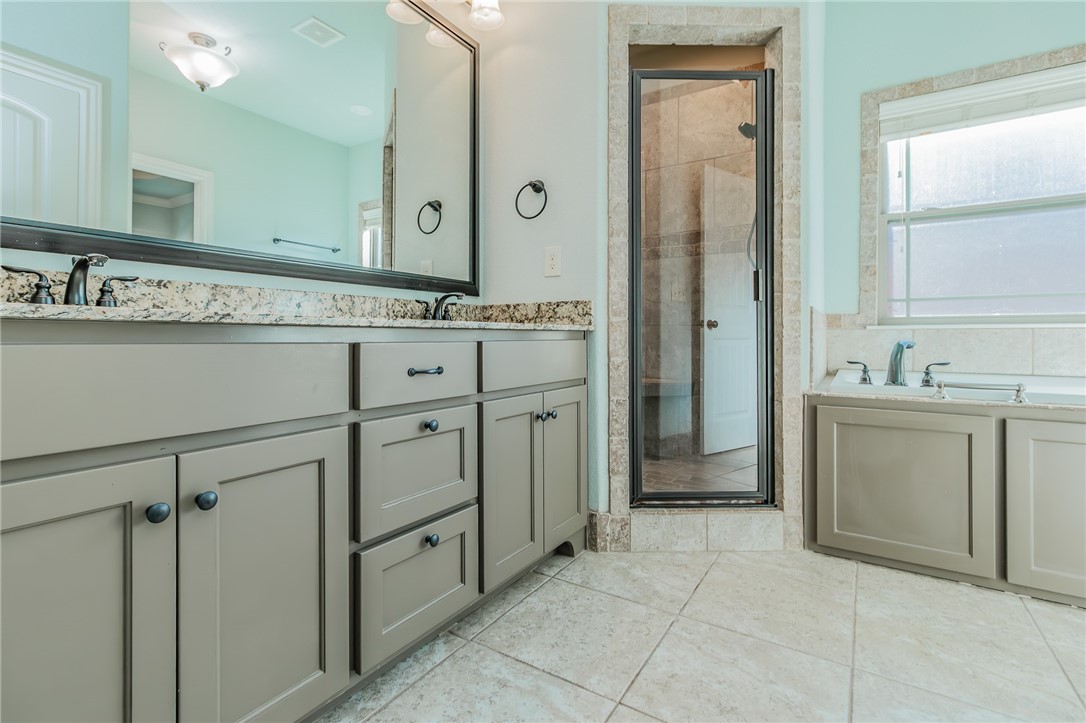 IVEYS PH 1 - Residential